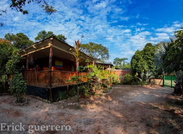 Hostal Cano Nevera La Macarena Exterior photo